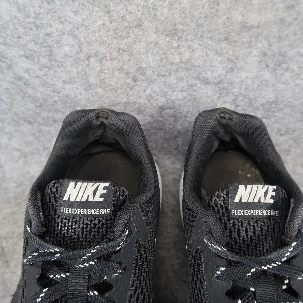 Nike Shoes Womens 7.5 Athletic Trainer Flex Experience RN 5 Running Sneaker